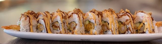 CRUNCHY SHRIMP TEMPURA ROLL.