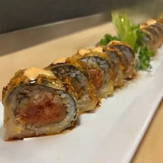 SALMON MAKI ROLL